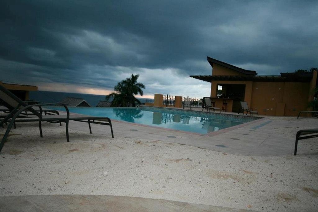 The Wexford Hotel Montego Bay Buitenkant foto